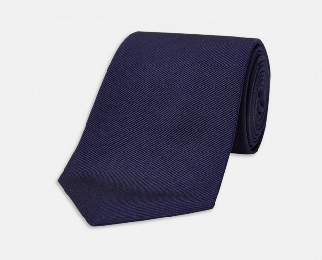Haz todo con mi poder Línea del sitio boca Ropa: La corbata azul marino, un básico imprescindible
