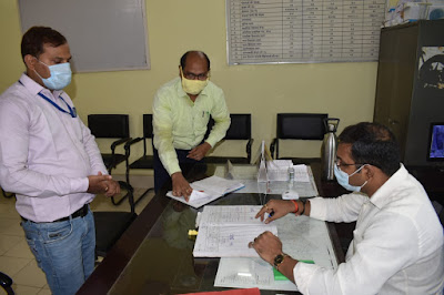 Gaya DM Inspection :  प्रखंड सह अंचल खिजरसराय का निरीक्षण