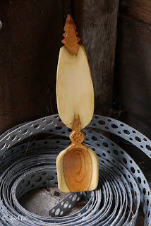 spoon carving