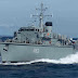 Πειραιάς : Σύγκρουση εμπορικού πλοίου με πλοίο του Πολεμικού Ναυτικού – Άτομα βρέθηκαν στη θάλασσα