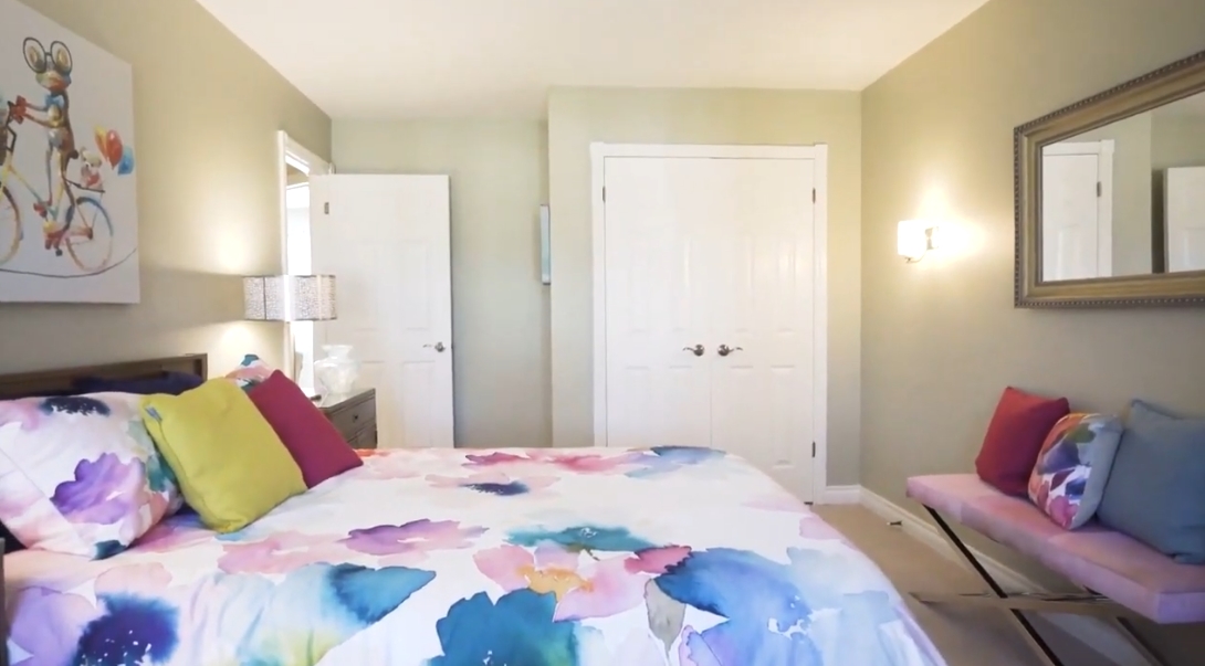 28 Photos vs. 3634 Walnut Grove Rd, Mississauga, ON Interior Design Luxury Home Tour