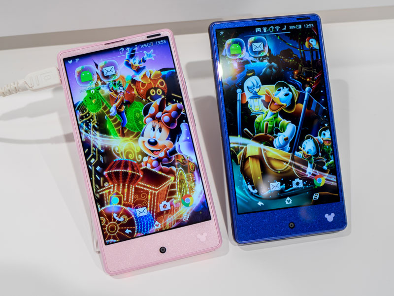 ドコモ、Disney Mobile DM01Hを1月29日に発売へ GAPSIS