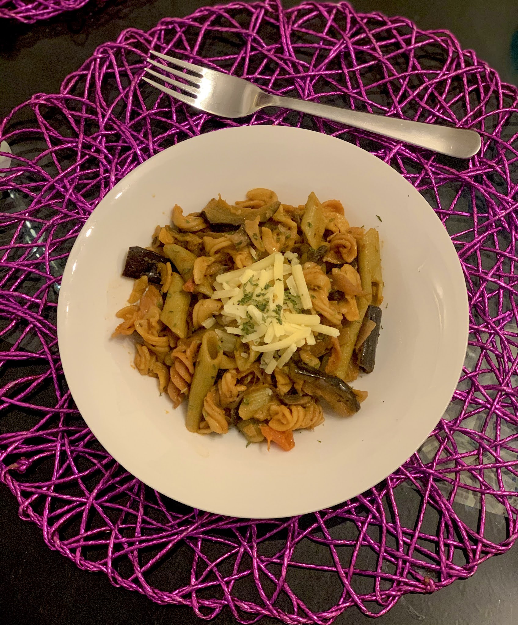 Jouelle's Kitchen: Pasta Alla Norma (Aubergine Pasta)