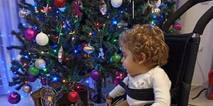 Μήνυμα ελπίδας στέλνει ο Παναγιώτης-Ραφαήλ -Στέκεται όρθιος, θα περάσει τις γιορτές σπίτι με τους γονείς του   