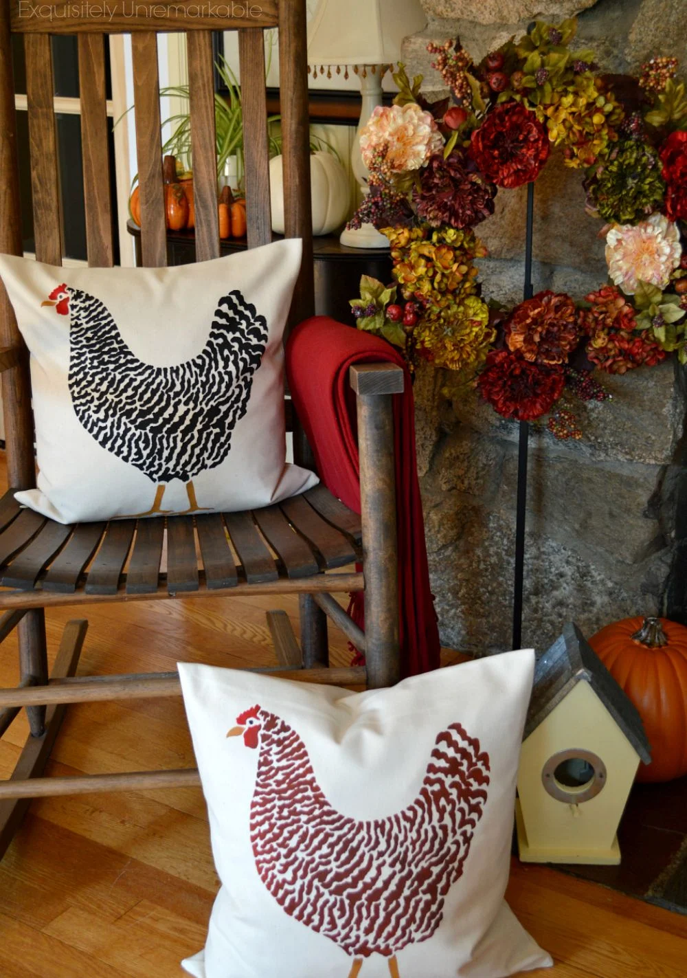 Rooster pillows in the living room