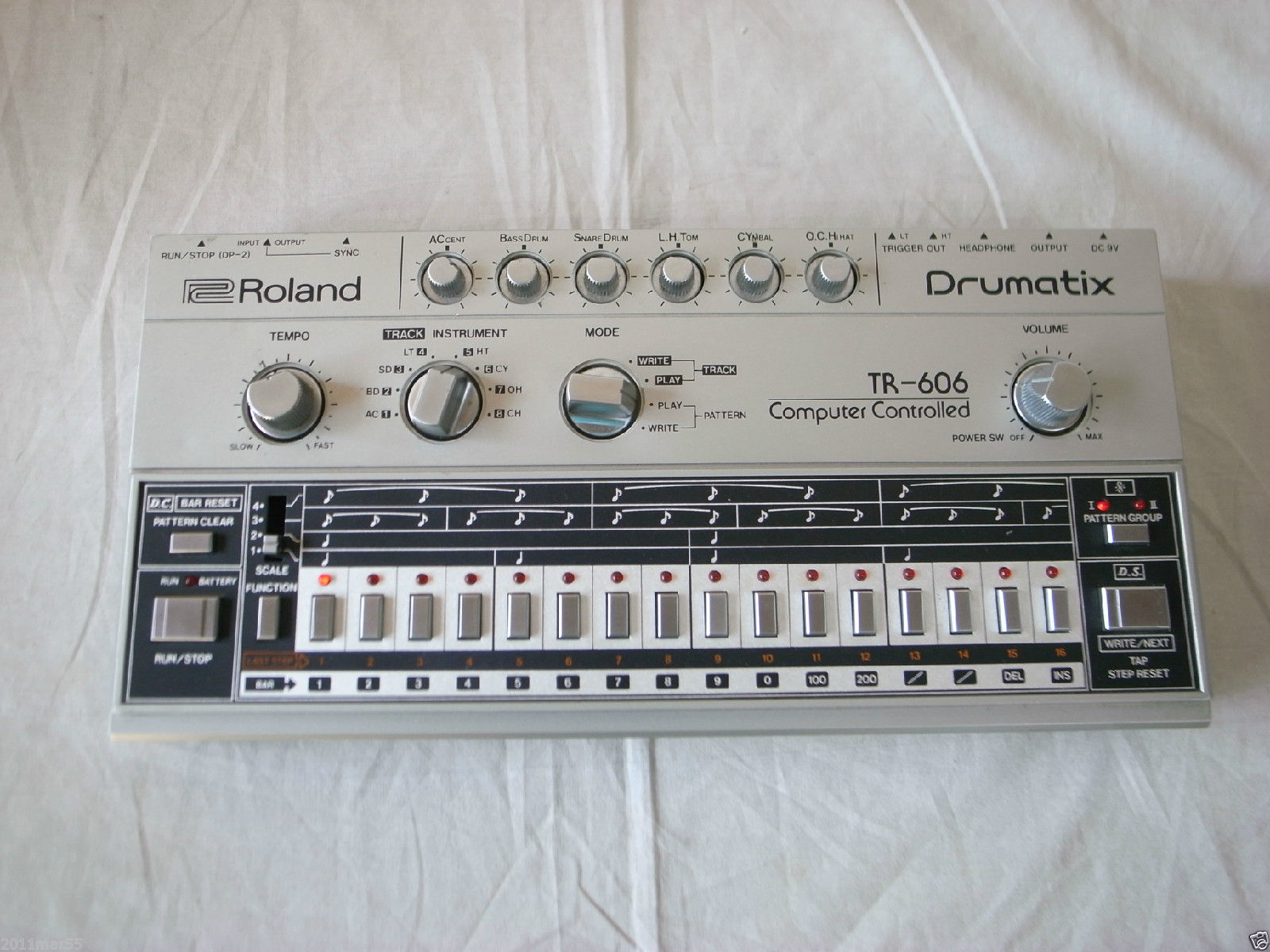 MATRIXSYNTH: Roland TR-606 Drumatix Vintage Analogue Drum Machine SN 260900