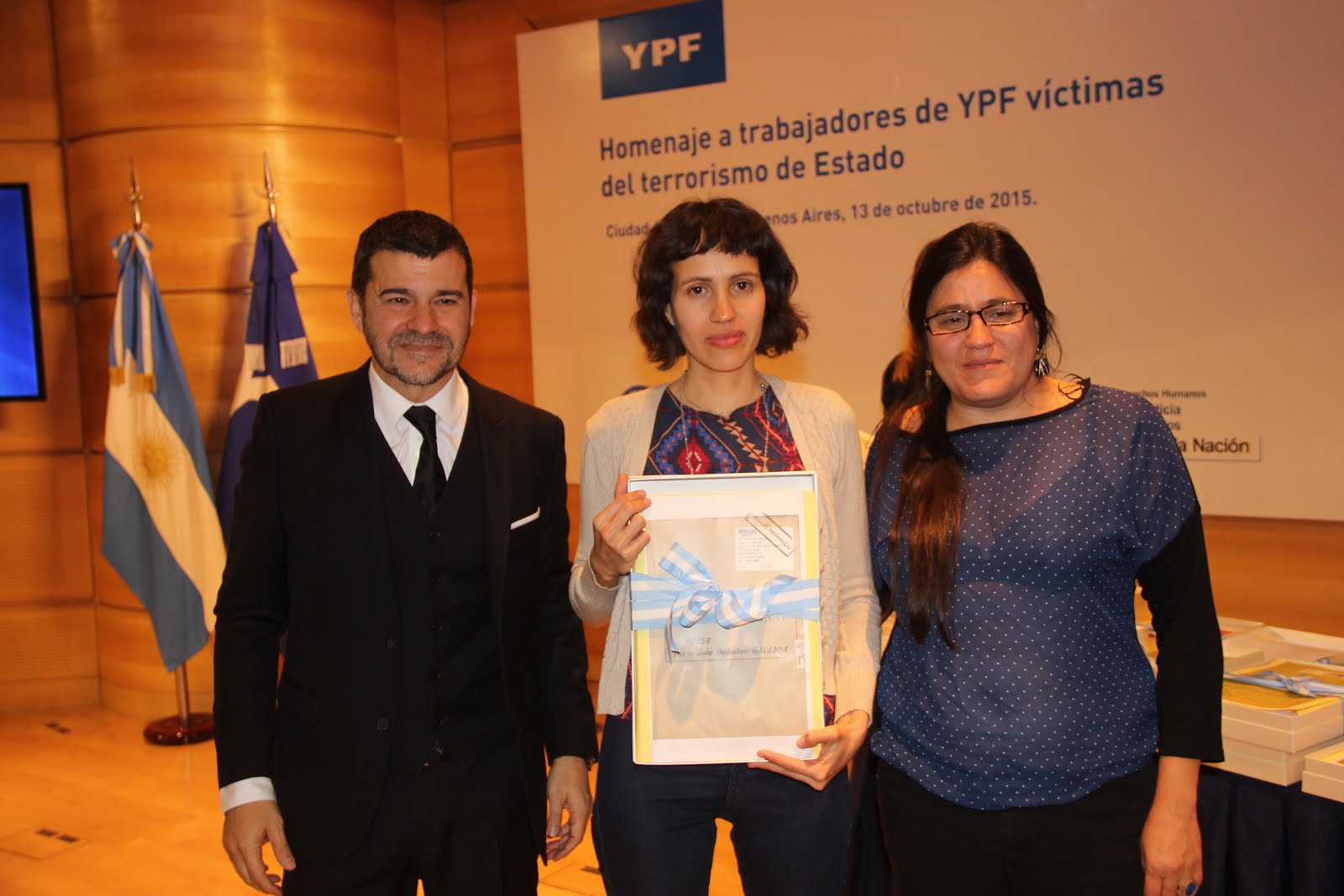 Acto Homenaje a Trabajad.  YPF víctimas del Terrorismo de Estado