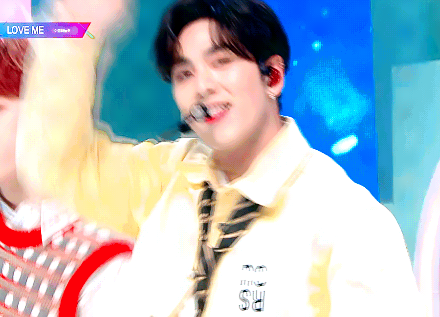 191025%25EB%25AE%25A4%25EB%25B1%25854.gi