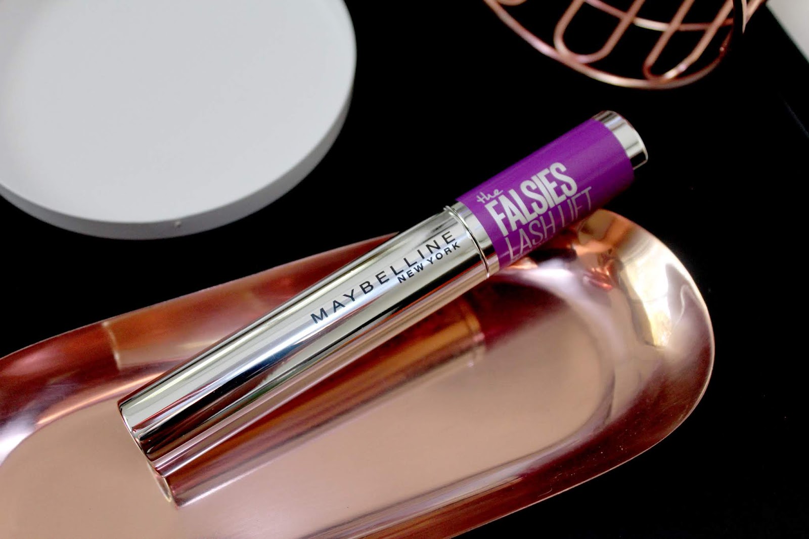 Lash Review: The Maybelline Falsies Lift