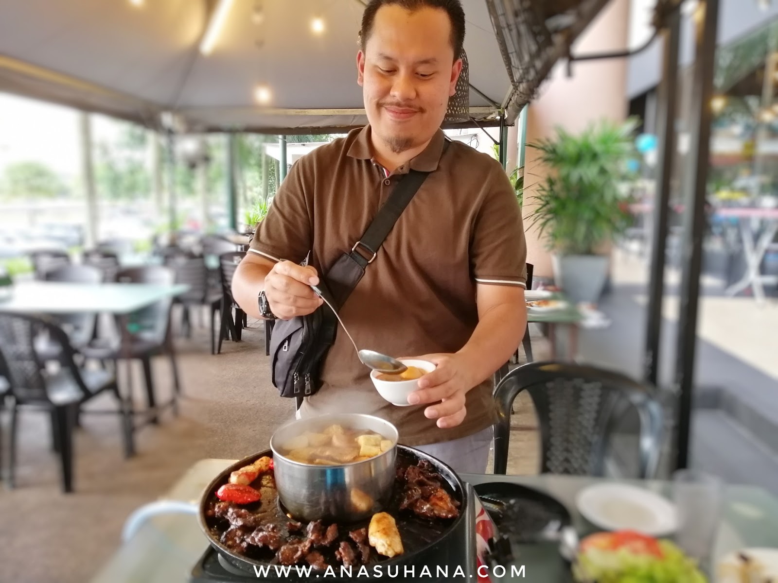 D'Kayangan Grill & BBQ Steamboat Shah Alam