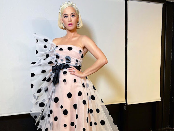 Katy Perry in Carolina Herrera