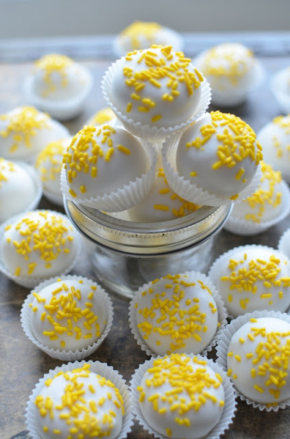 For the Love of Dessert: Lemon Cake Balls