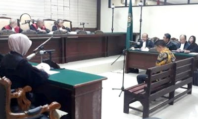 H-1 Pilkada Serentak 2018, Kasus Korupsi Bupati Jombang Disidangkan