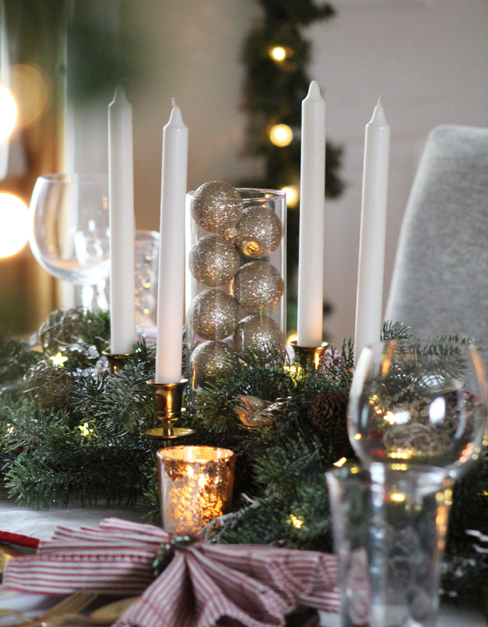 Daily Dose of Design: Traditional Glam Christmas Tablescape
