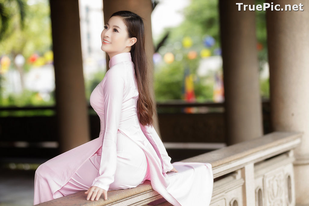 Image The Beauty of Vietnamese Girls with Traditional Dress (Ao Dai) #1 - TruePic.net - Picture-48