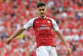 Mavropanos signs Arsenal contract and seals advance change to Stuttgart
