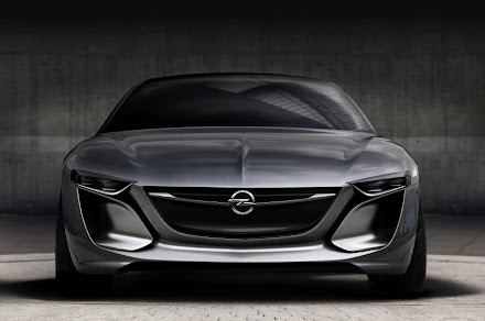 Die futuristische Zukunft von Opel - Das Opel Monza Concept ( 3 Bilder )