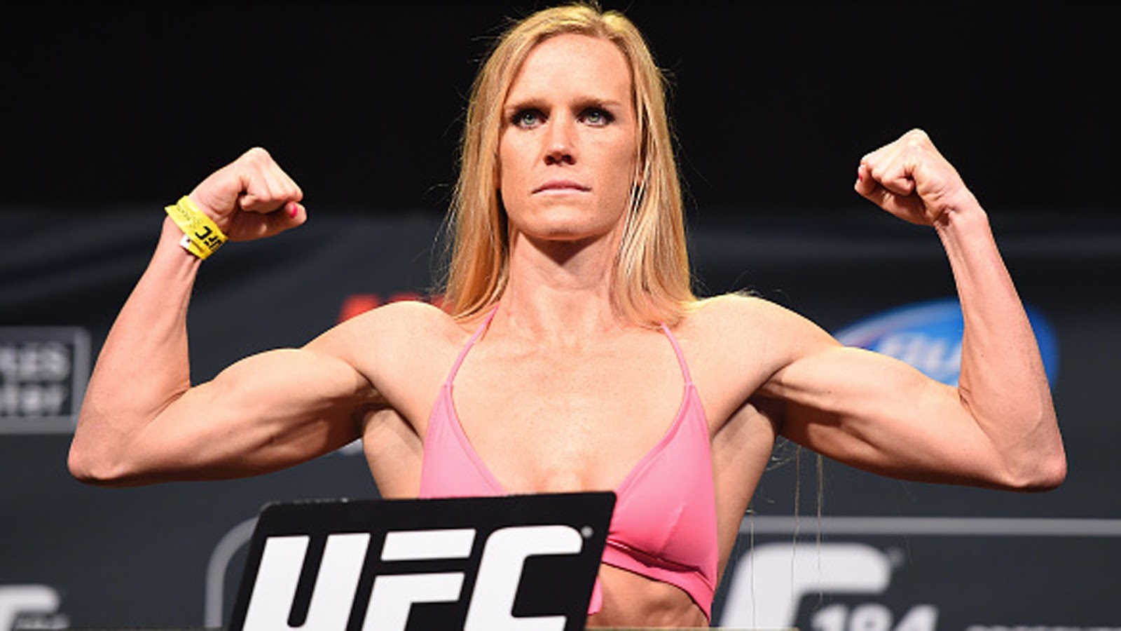 The Blog of the Fighting Photographer: Holly Holm back in the gym