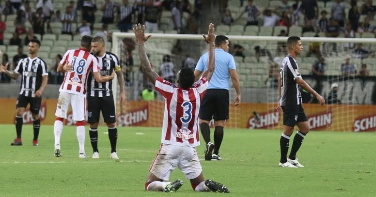 Bola de Basquete Penalty Playoff IX Laranja - Ciclone Magazine - Tudo para  você