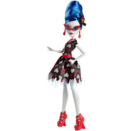 Monster High Ghoulia Yelps Love's Not Dead Doll