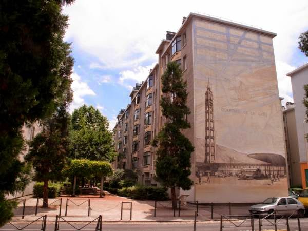 les fresques  de  l'avenue  des  états  unis  de  Lyon 8 ème  5_La+gare