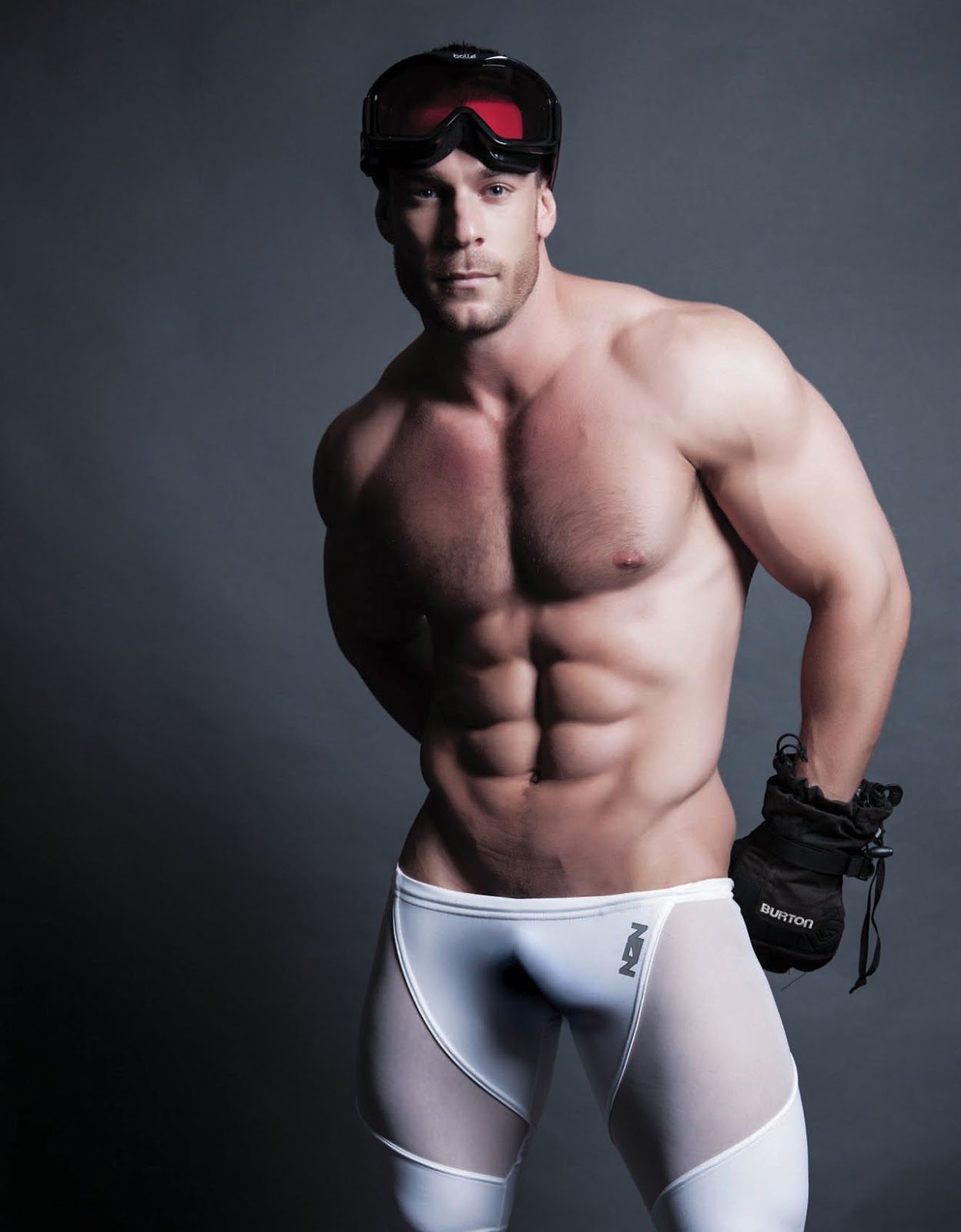 ★ Bulge and Naked Sports man.