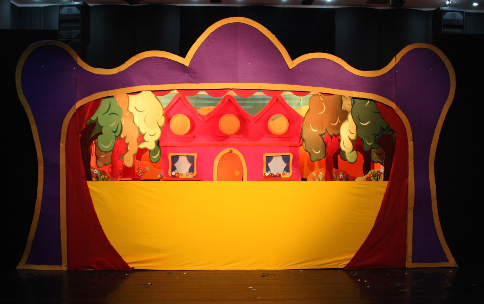 Scenery Assistant and Puppet Design & Realization, “PİTİ”, Children's