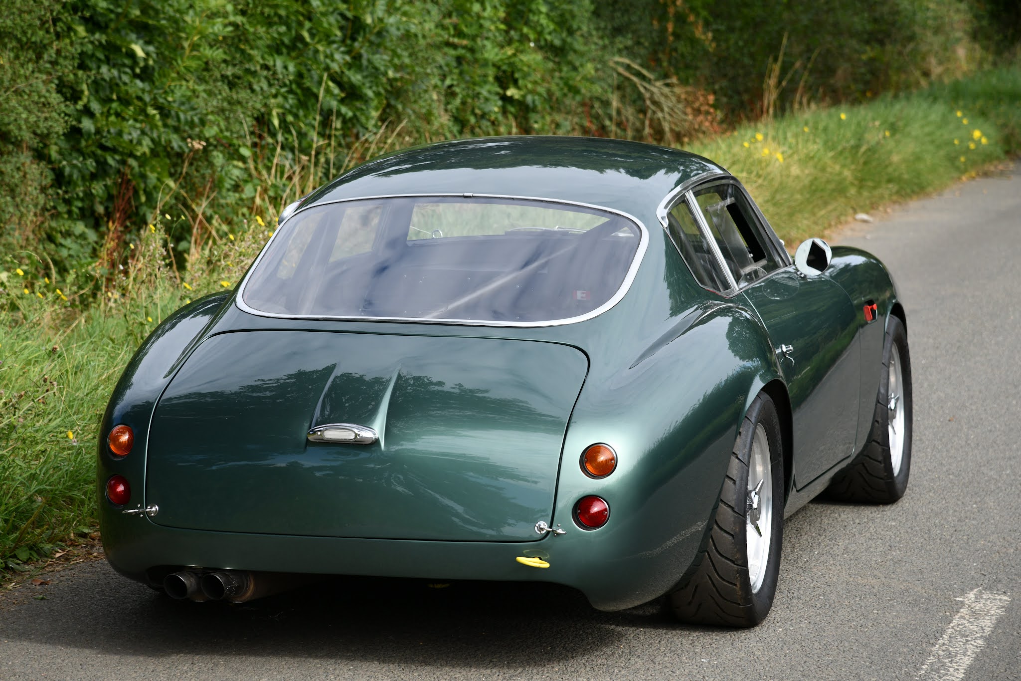 Aston Martin db4 gt Lightweight