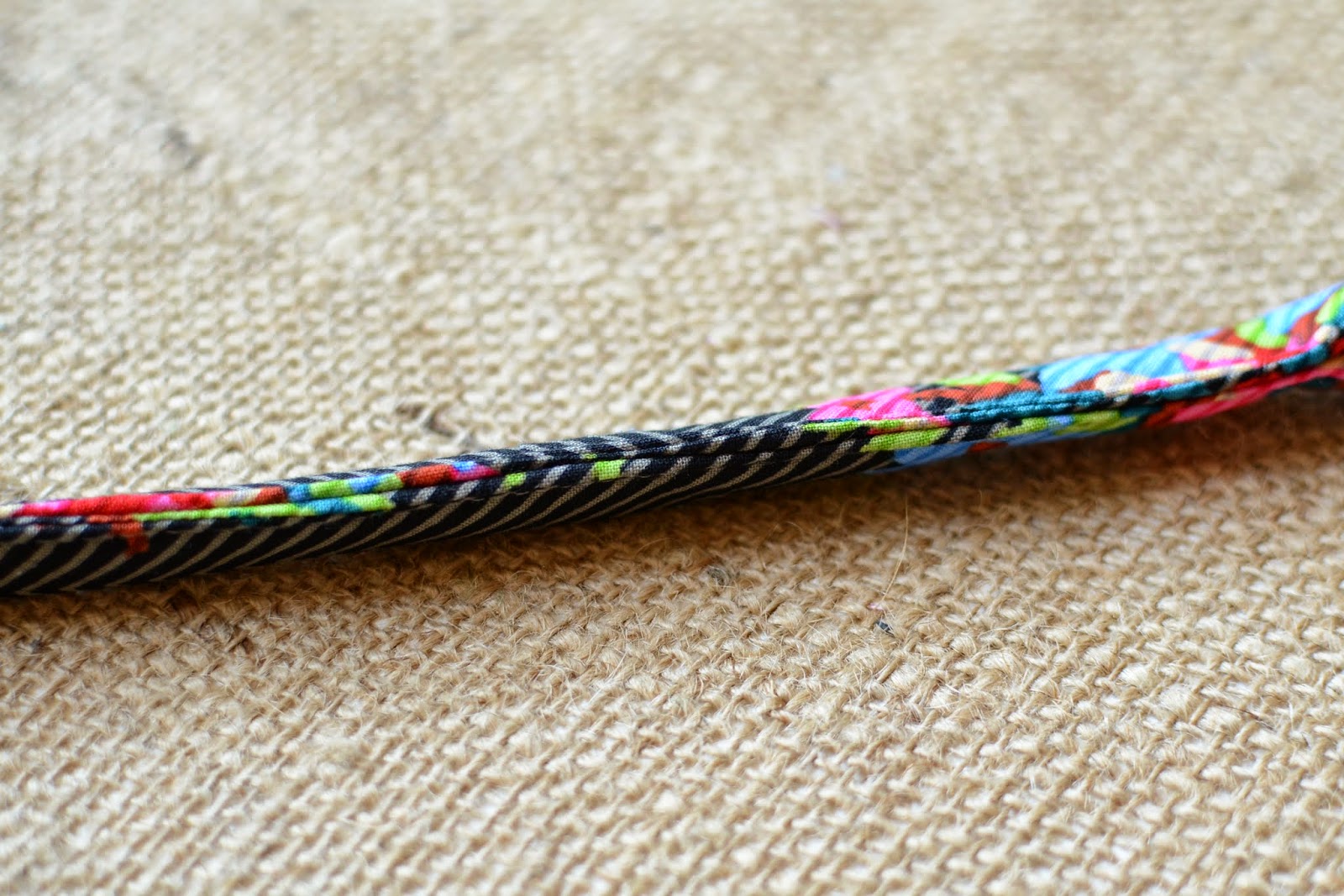 Blue Susan Makes Perfect Fabric Purse Handle Tutorial