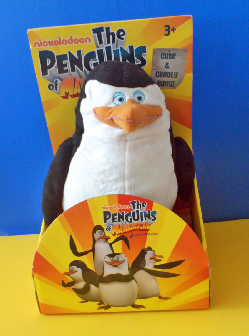 Cuddle Moments: Nickelodeon Dreamworks Penguins of Madagascar