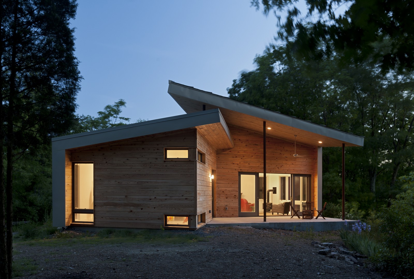 Desain Rumah Kayu Minimalis Satu Lantai - Ridge house -