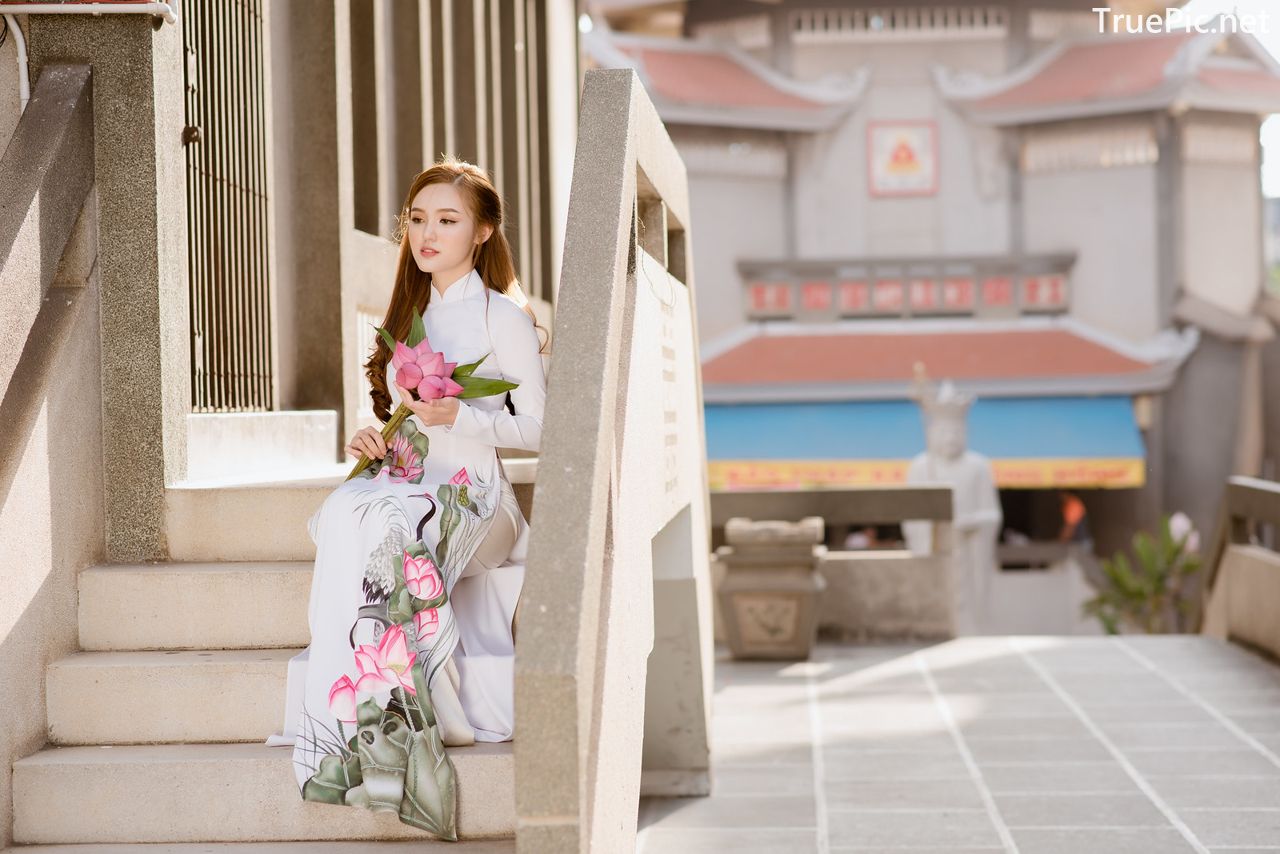 Image-Vietnamese-Beautiful-Girl-Ao-Dai-Vietnam-Traditional-Dress-by-VIN-Photo-2-TruePic.net- Picture-20