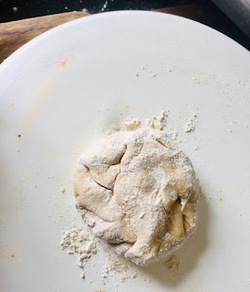 onion-stuffed-paratha-recipe-step-4(a-10) onion-stuffed-paratha-recipe-step-4(a-10)