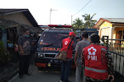 Palang Merah Indonesia (PMI) Dan Persatuan Unit Mobil Ambulan (Puma) Kota Tebing Tinggi Membawa Sultan Hamid (3bln) Penderita Kelainan Jantung  Untuk Berobat Ke Rumah Sakit H. Adam Malik Medan