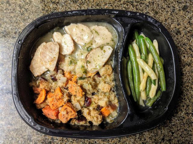 Review Marie Callender S Delights Roasted Turkey And Sweet Potato Stuffing Brand Eating