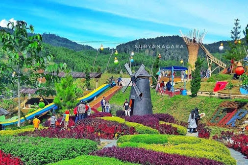 Barusen Hills in Ciwidey, a suitable tour to visit with friends and family.