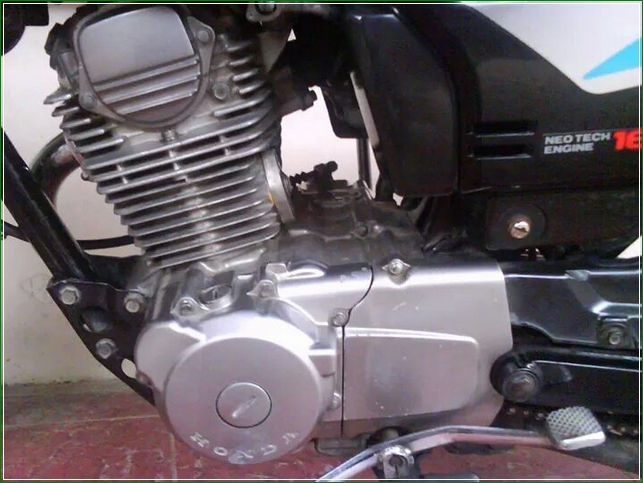 Mesin Asli Original Honda Gl MAx Neotech 1996 - Panduan Cara Modifikasi Honda GL Max Neotech 1996 Jadi CB Touring Hitam DOFF Elegan Minimalis Mesin Asli Original Honda Gl MAx Neotech 1996 - Panduan Cara Modifikasi Honda GL Max Neotech 1996 Jadi CB Touring Hitam DOFF Elegan Minimalis