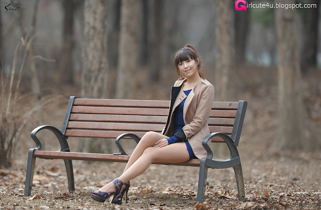 Cute Asian Girl Lee Eun Hye In Blue