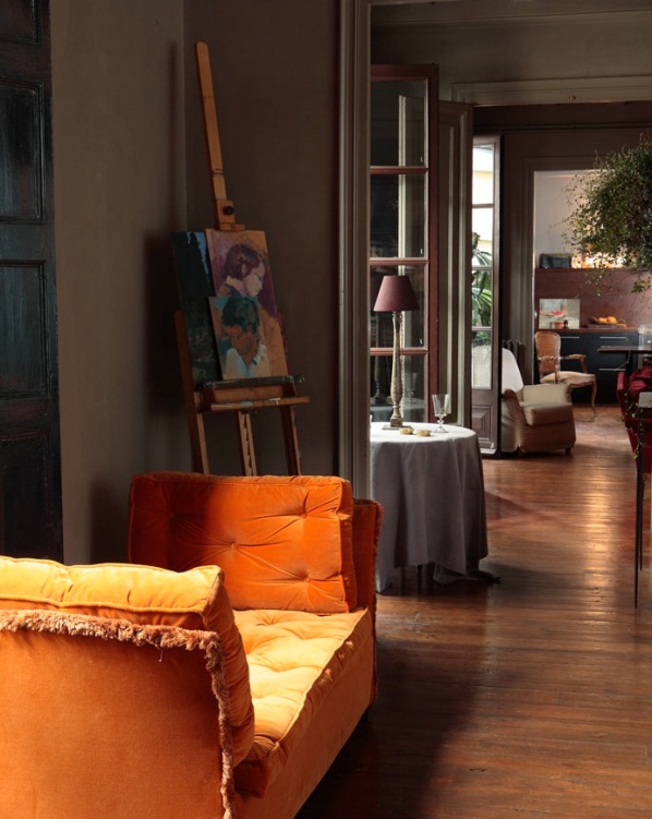 chaise longue terciopelo naranja