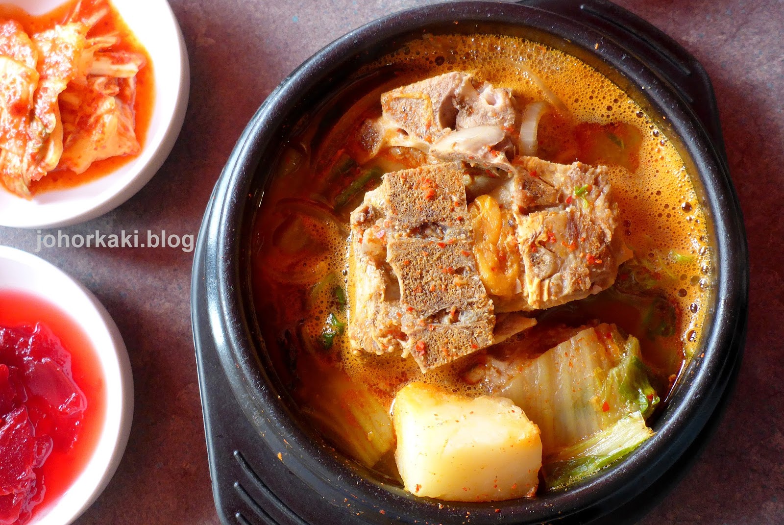 Pork Bone Soup. Gamjatang. Paldogangsan. Koreatown Bloor Toronto Tony
