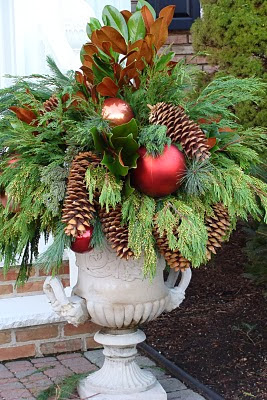 Pine Cones and Acorns: Christmas Container Ideas for Your Entry