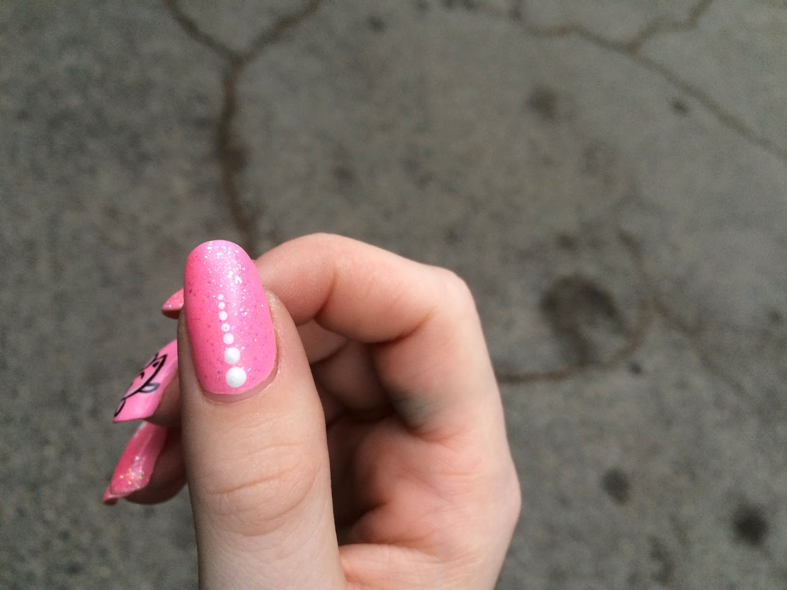 WeeklyWackyNails: JigglyPuff Nails