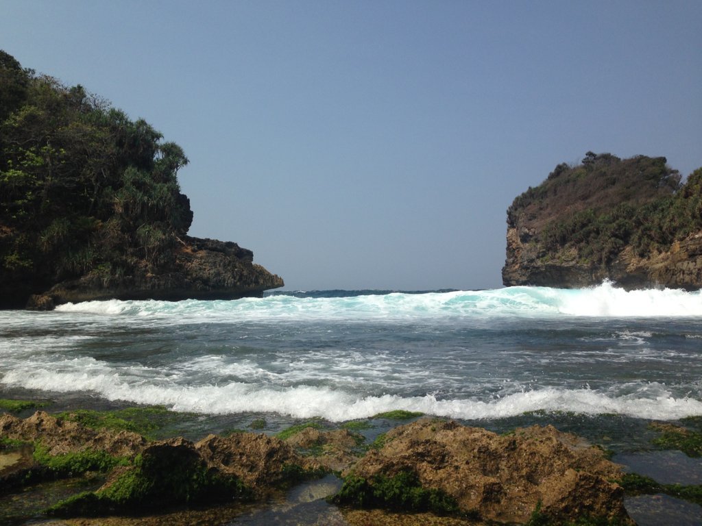 Pantai Batu Bengkung 3 in 1 (3 pantai dalam 1 lokasi) - To Live, To