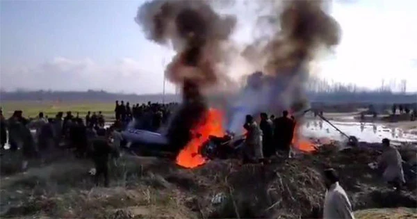 Two Pilots Dead as Military Aircraft Crashes in J&K's Budgam Amid LoC Tensions, Srinagar, News, Trending, Dead Body, Obituary, Pilots, Police, Protection, Helicopter Collision, National, Video