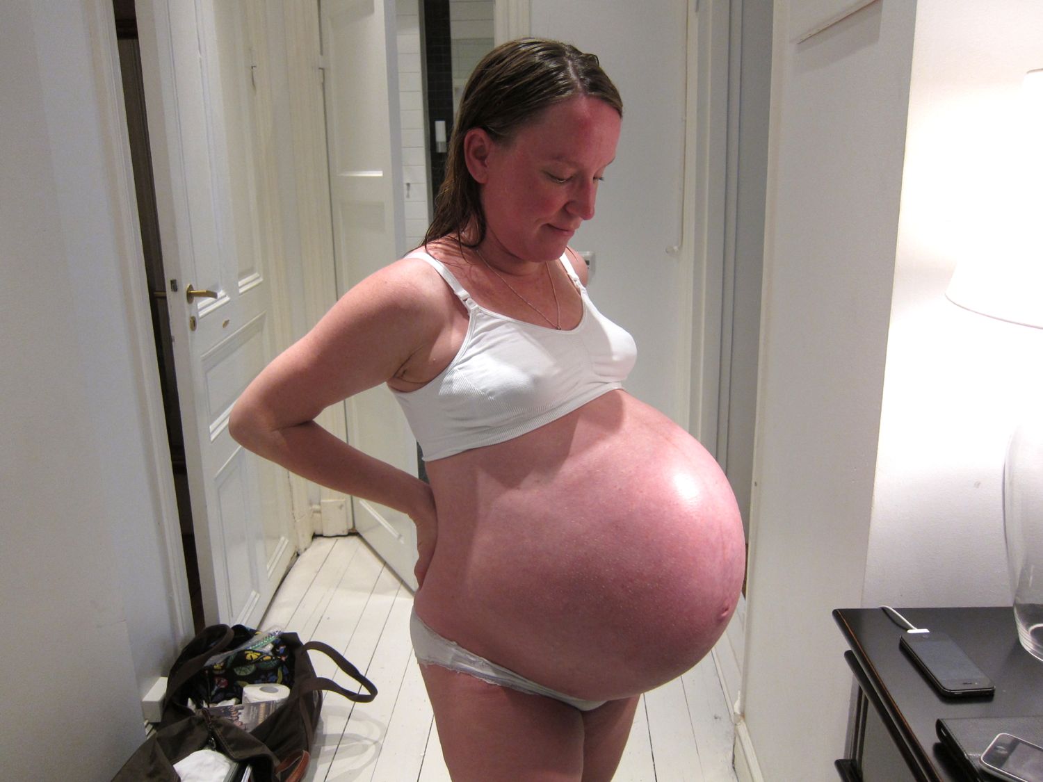 гигантские беременные животы голые фото 98