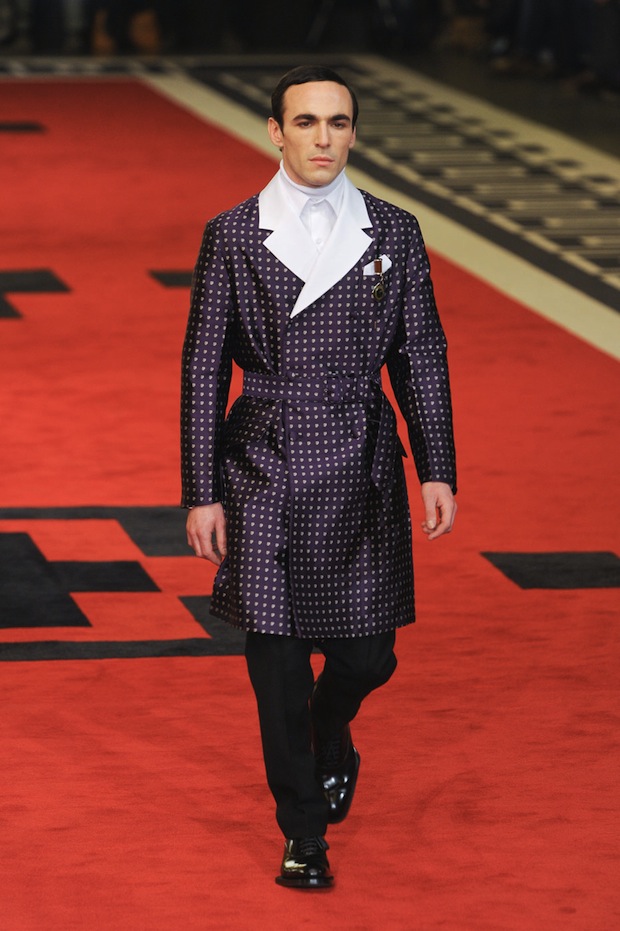 Adrien Brody, Willem Dafoe & More Actors Walk the Prada Menswear A/W ...