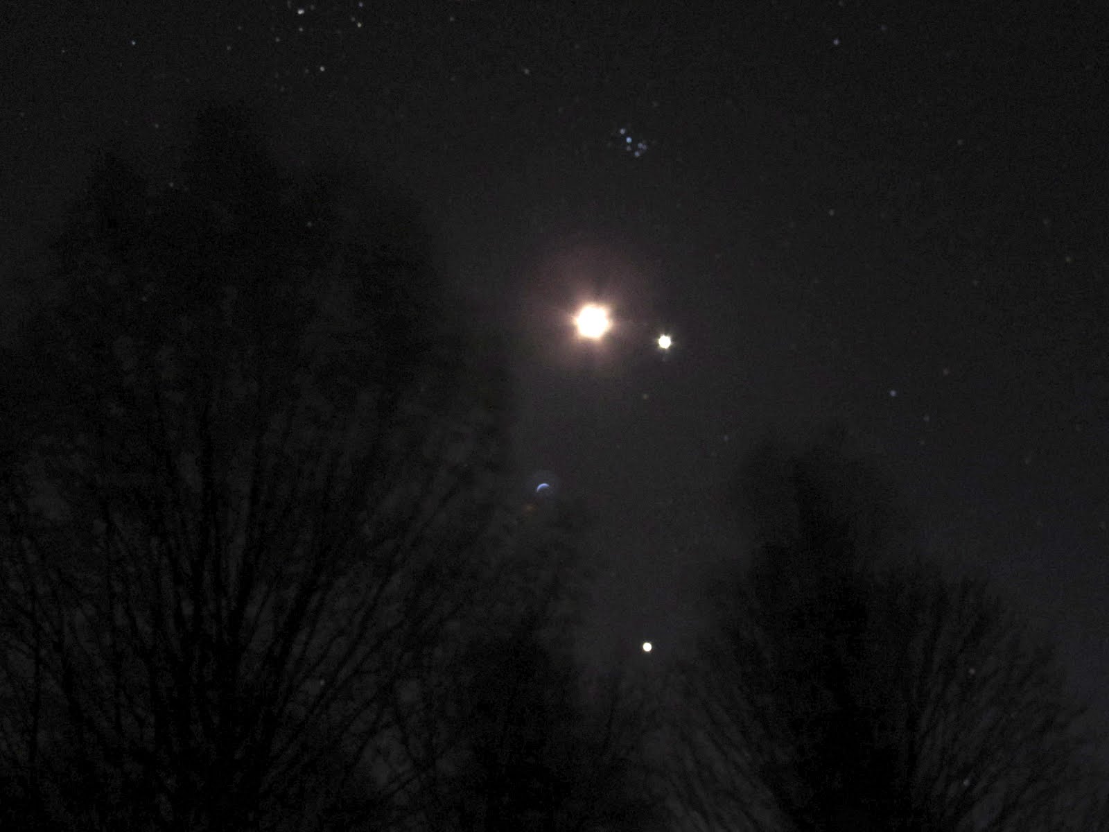 the-curious-skywatcher-the-crescent-moon-venus-jupiter-and-the-pleiades