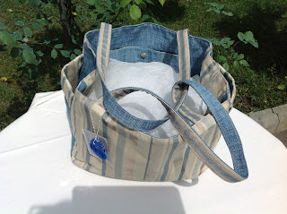 Borsa misto lino rigato e cotone trama canapa celeste Borsa misto lino rigato e cotone trama canapa celeste
