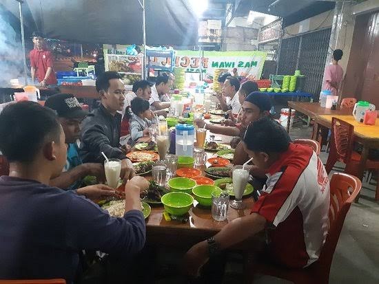 6 Tips agar Usaha Pecel Lele Laris dan Ramai