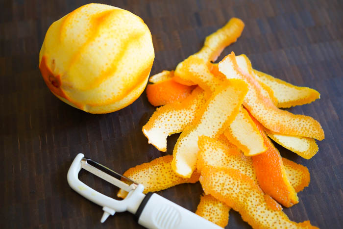 How to Make Candied Orange Peel | bakeat350.net